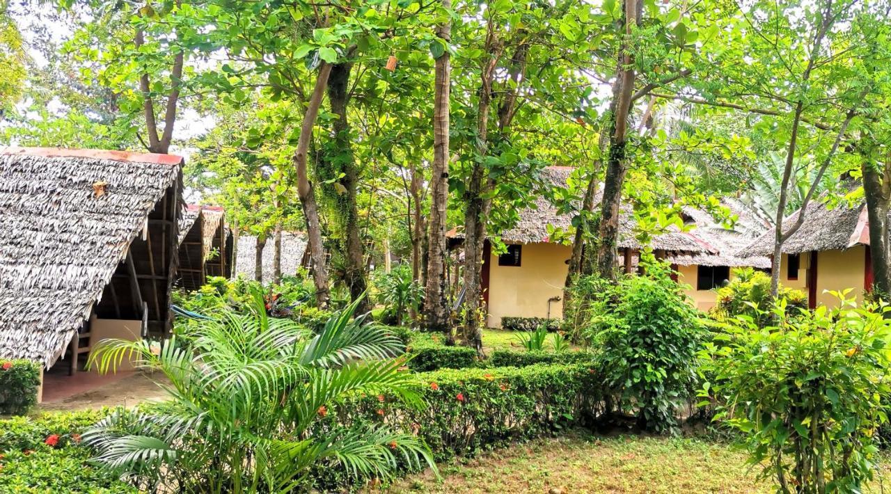 Sulu Sunset Beach Resort Nauhang Exteriér fotografie